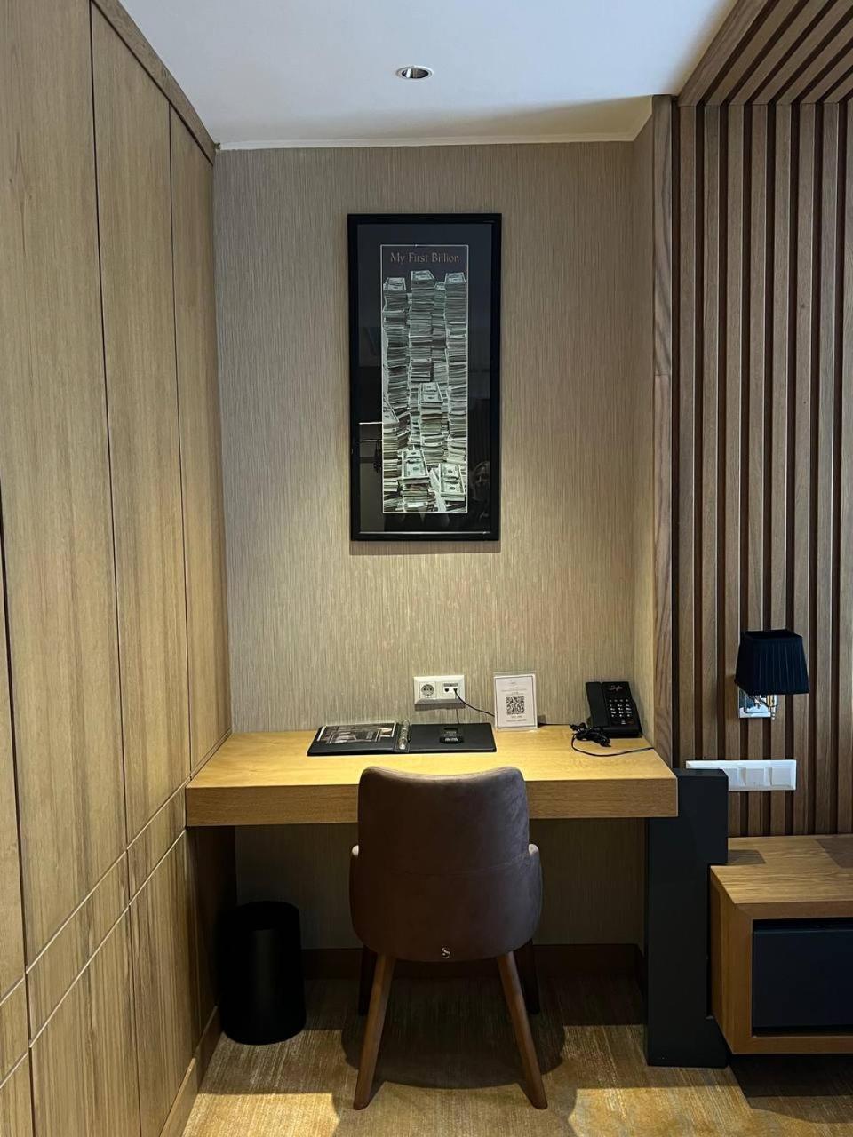 Sofia International Hotel 比什凯克 外观 照片