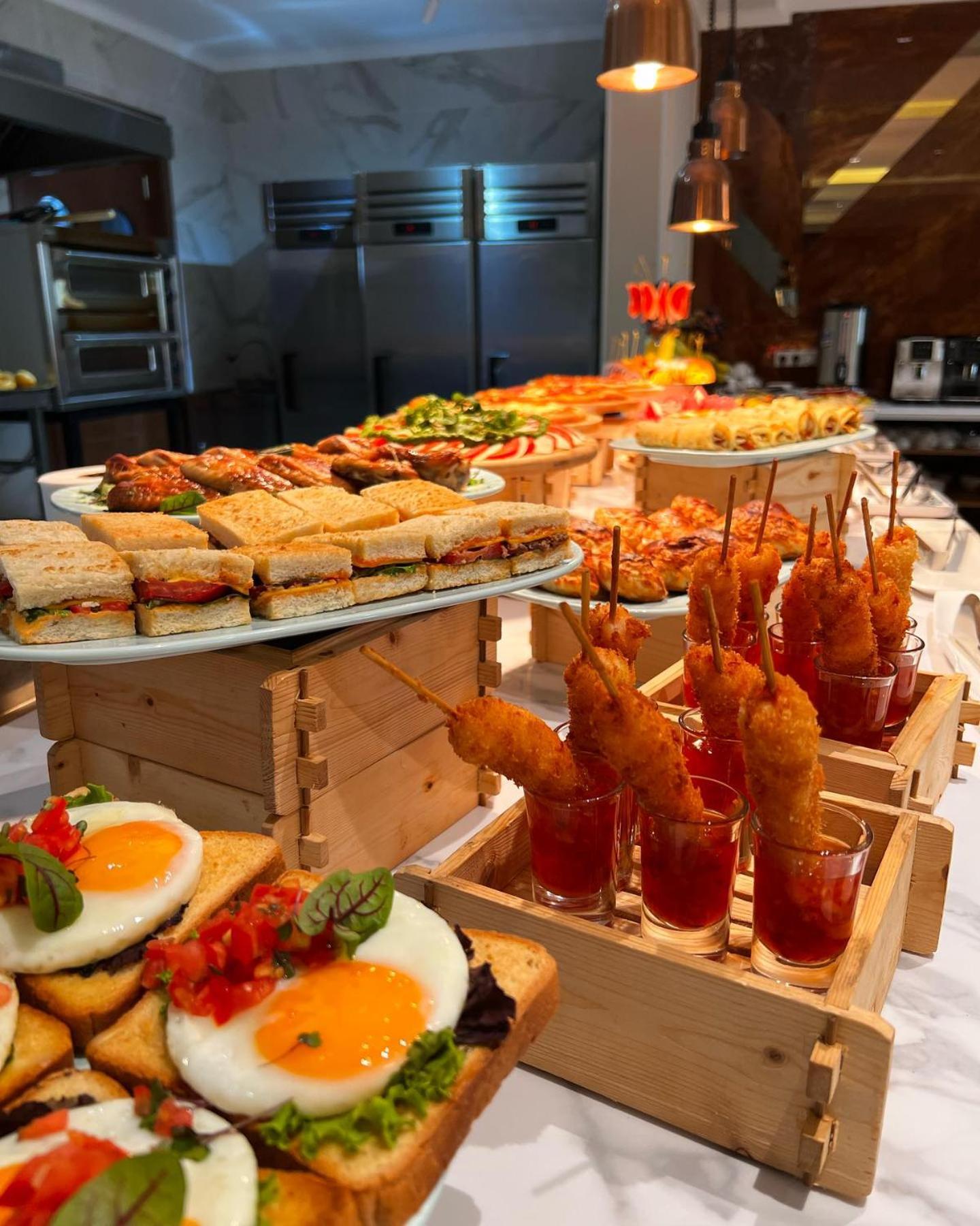 Sofia International Hotel 比什凯克 外观 照片